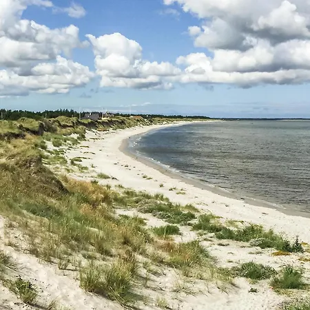 4 Bedroom Pet Friendly In 펜션